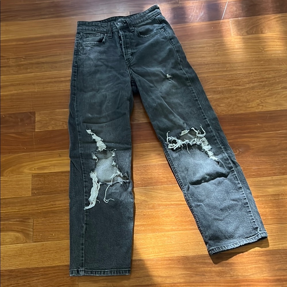 Women’s Distressed Black Jeans